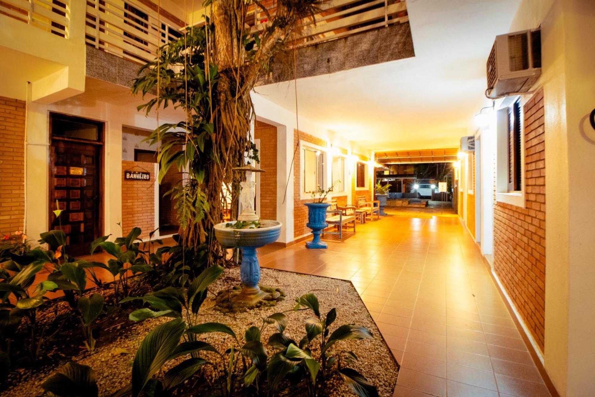 Velinn Pousada Ubatuba Tropical Extérieur photo